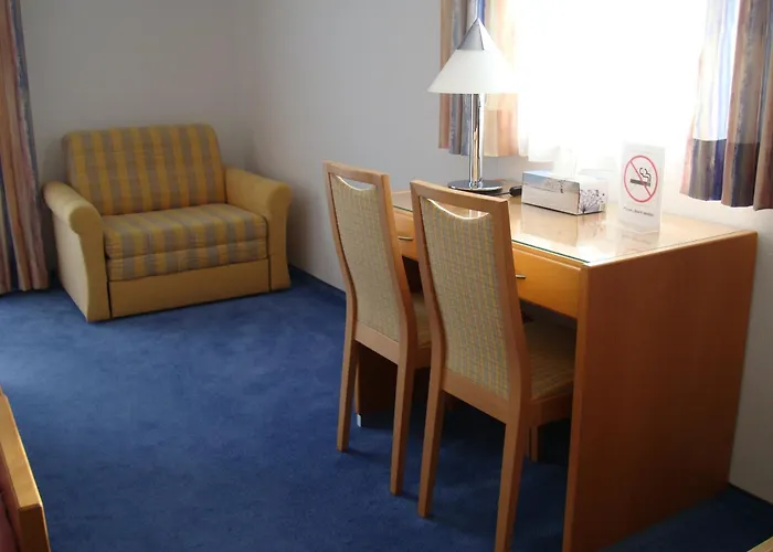 Pension Demmel, Bed & Breakfast